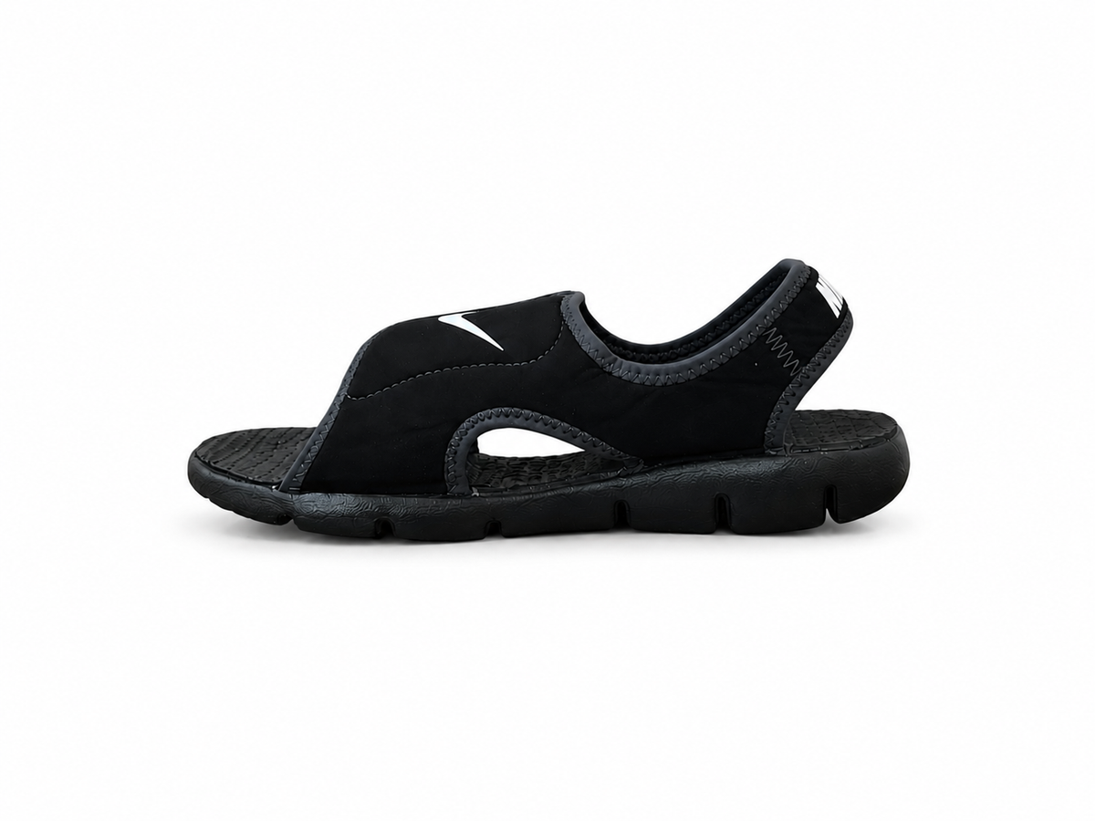 Boys' Nike Sunray Adjust 4 Sandals – Black - 35 EU / 22 CM - view 1
