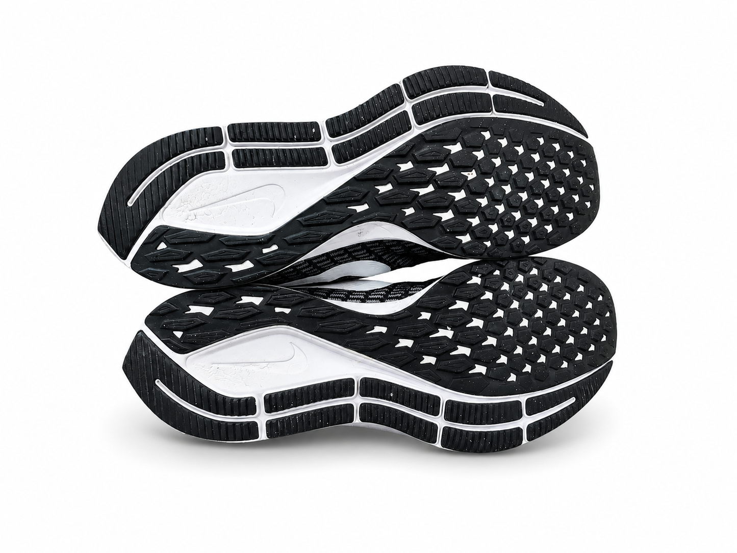 Nike Men's Air Zoom Pegasus 35 Running Shoes