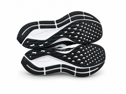 Nike Men's Air Zoom Pegasus 35 Running Shoes